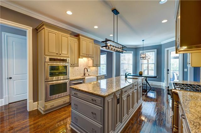 1049 Highland Village Trail, Mableton, GA 30126