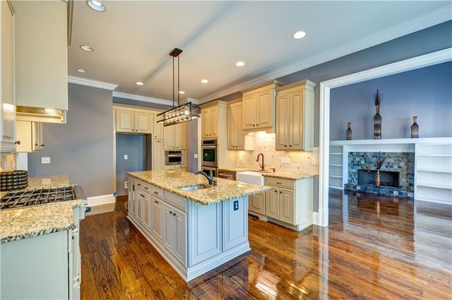 1049 Highland Village Trail, Mableton, GA 30126