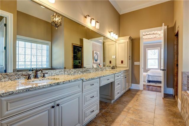 1049 Highland Village Trail, Mableton, GA 30126