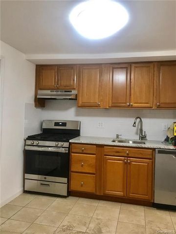 93 Main Street, Garnerville, NY 10923