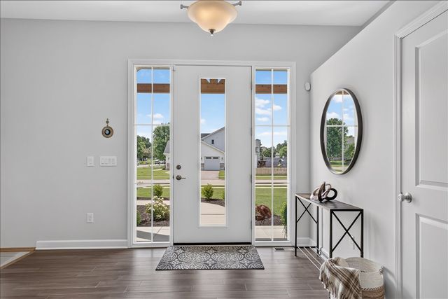 6226 Hathaway Trail, Roscoe, IL 61073