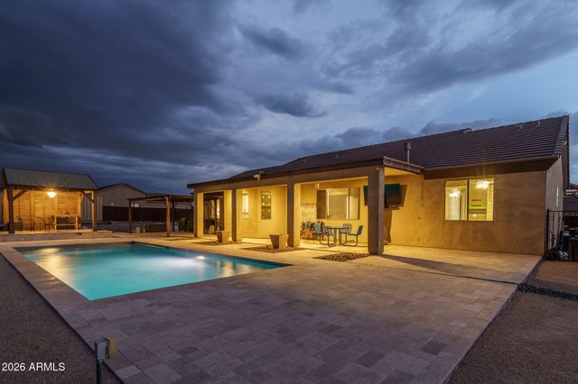 39722 N NEW RIVER Road, Phoenix, AZ 85086