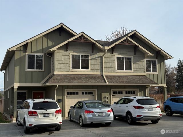 226 E Whitman Drive, College Place, WA 99324