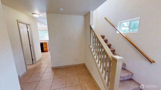 226 E Whitman Drive, College Place, WA 99324