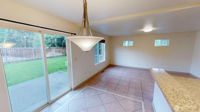 226 E Whitman Drive, College Place, WA 99324