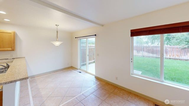 226 E Whitman Drive, College Place, WA 99324