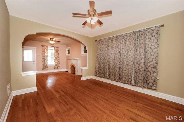 5218 Lisette Avenue, St Louis, MO 63109