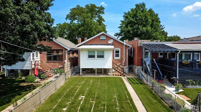 5218 Lisette Avenue, St Louis, MO 63109