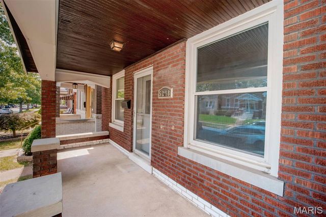5218 Lisette Avenue, St Louis, MO 63109