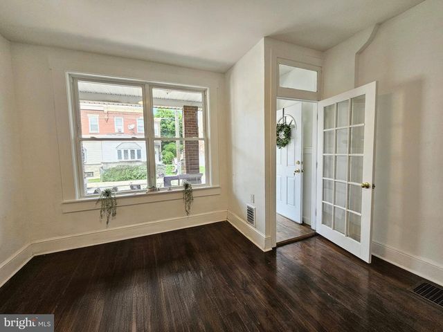 4651 TACONY, Philadelphia, PA 19137