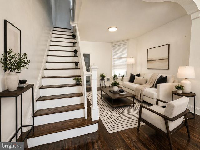 4651 TACONY, Philadelphia, PA 19137