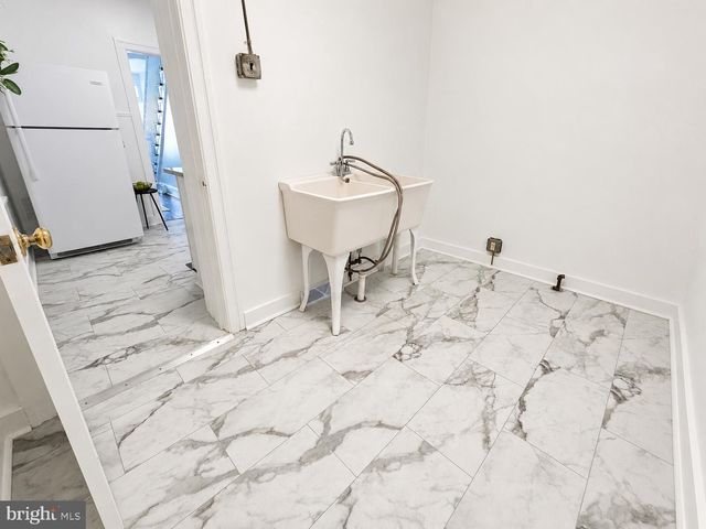 4651 TACONY, Philadelphia, PA 19137