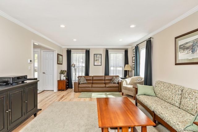 277 River Road, Saint James, NY 11780