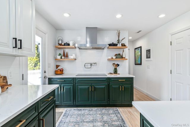 277 River Road, Saint James, NY 11780