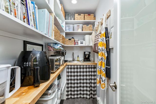 277 River Road, Saint James, NY 11780