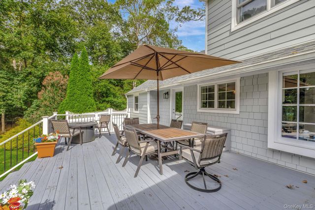 277 River Road, Saint James, NY 11780