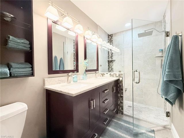 8555 Naples Heritage DR 245, Naples, FL 34112