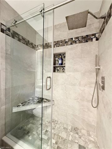 8555 Naples Heritage DR 245, Naples, FL 34112