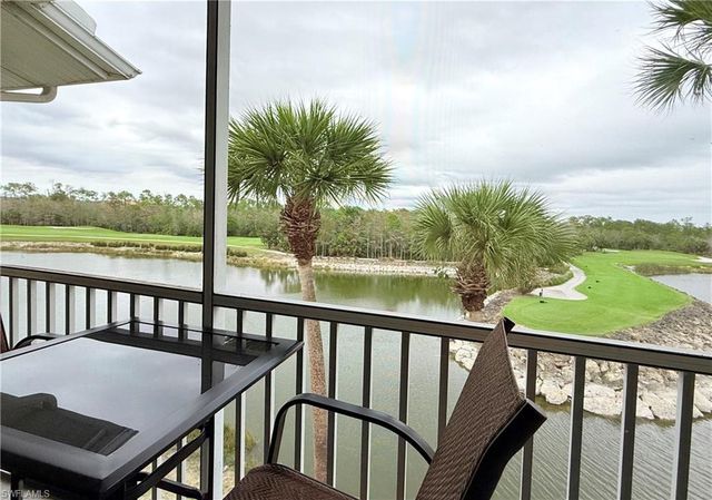 8555 Naples Heritage DR 245, Naples, FL 34112