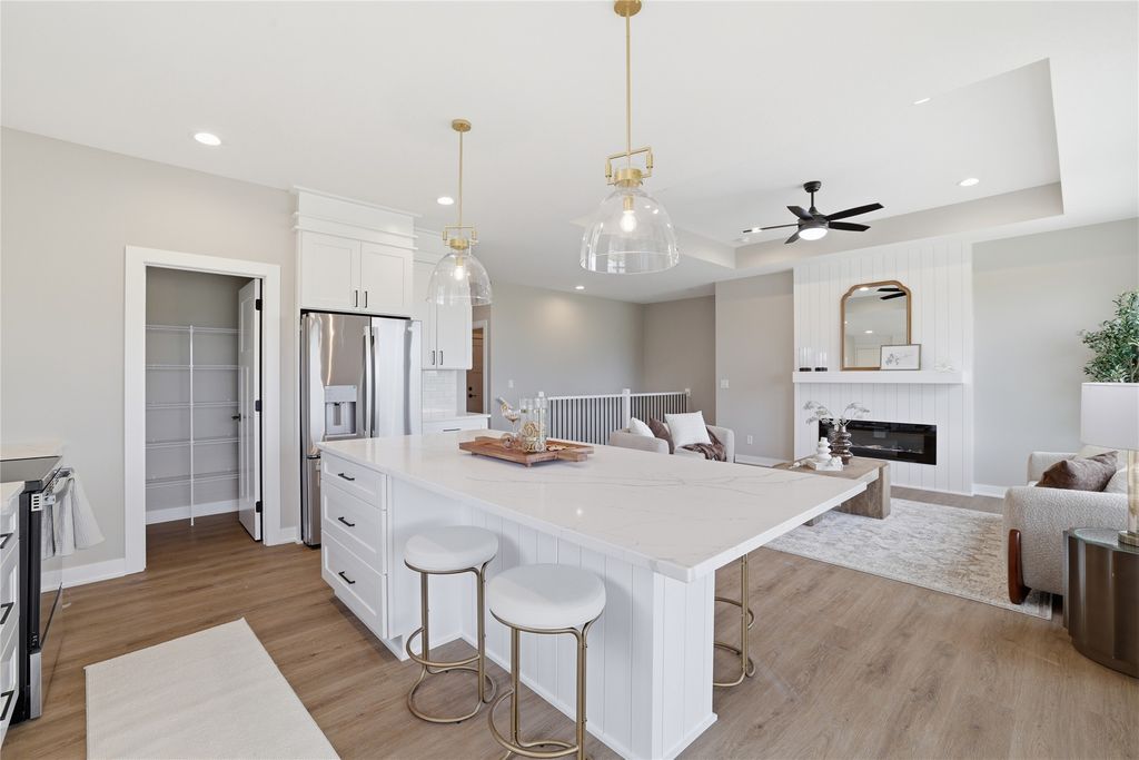 665 NW Rosemont Drive, Waukee, IA 50263