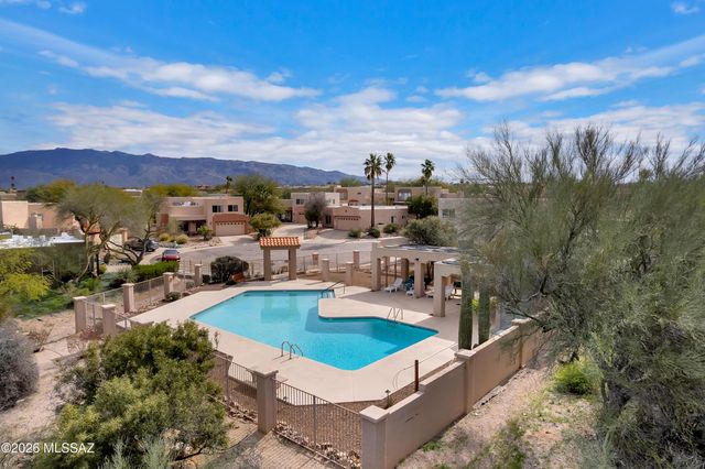 771 N Hearthside Lane, Tucson, AZ 85748