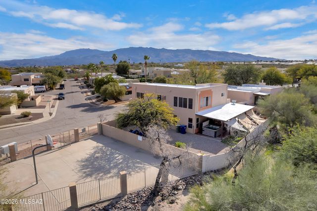 771 N Hearthside Lane, Tucson, AZ 85748