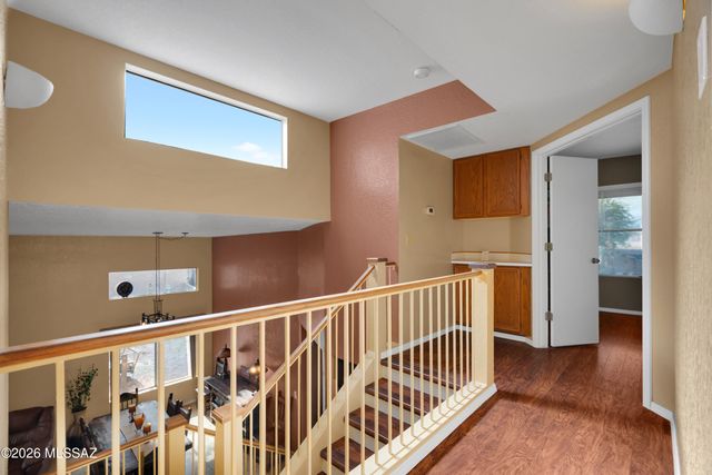 771 N Hearthside Lane, Tucson, AZ 85748