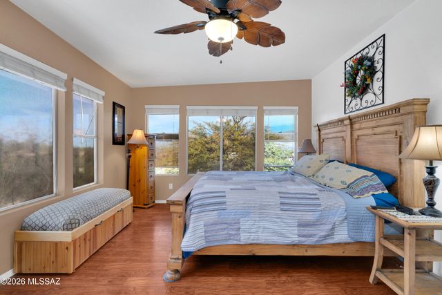 771 N Hearthside Lane, Tucson, AZ 85748