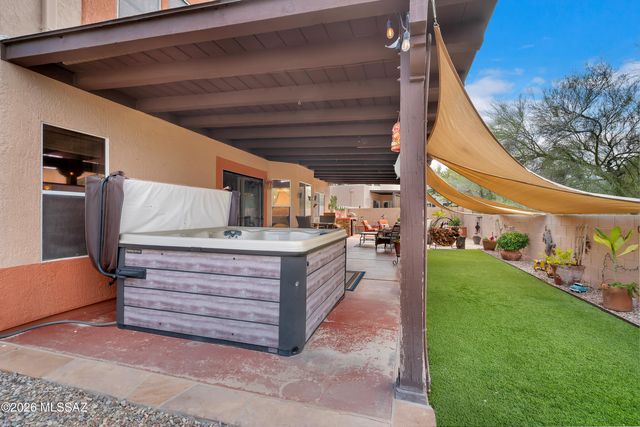 771 N Hearthside Lane, Tucson, AZ 85748