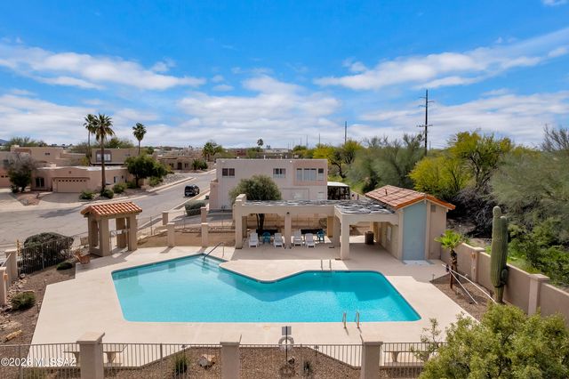 771 N Hearthside Lane, Tucson, AZ 85748