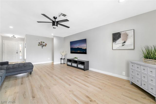 836 Cherry Drive, Henderson, NV 89002