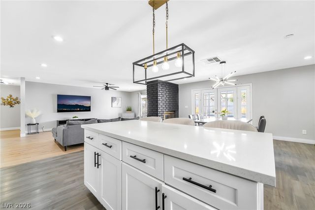 836 Cherry Drive, Henderson, NV 89002