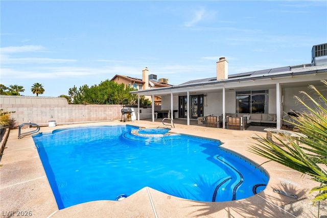 836 Cherry Drive, Henderson, NV 89002