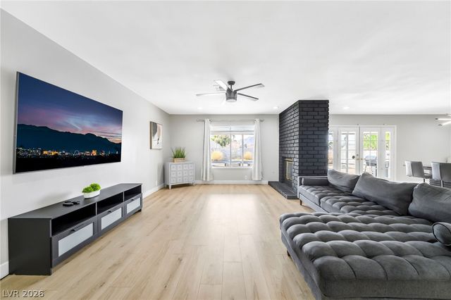 836 Cherry Drive, Henderson, NV 89002