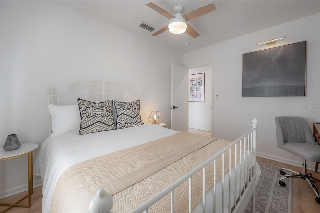 Image 36 of property listing at 319 W CURTIS STREET, Tampa, FL 33603