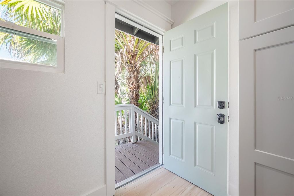Image 58 of property listing at 319 W CURTIS STREET, Tampa, FL 33603