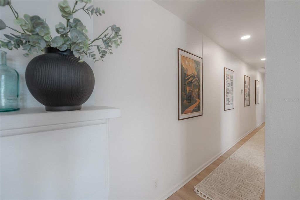 Image 9 of property listing at 319 W CURTIS STREET, Tampa, FL 33603