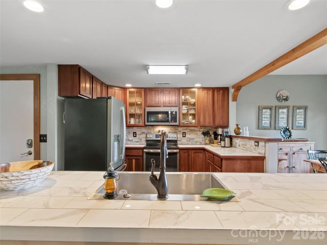 250 Creekside Way C102, Burnsville, NC 28714