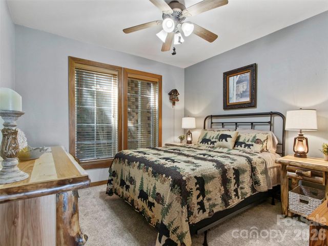 250 Creekside Way C102, Burnsville, NC 28714