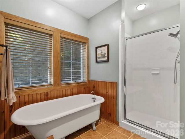 250 Creekside Way C102, Burnsville, NC 28714