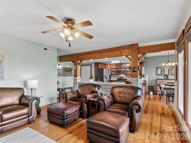 250 Creekside Way C102, Burnsville, NC 28714