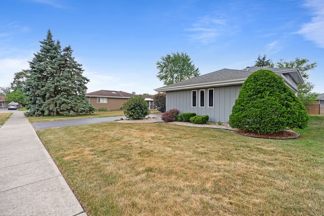 20144 Driftwood Avenue, Lynwood, IL 60411