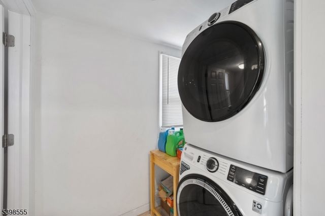 71 Central Ave, Somerville Boro, NJ 08876