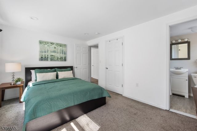 71 Central Ave, Somerville Boro, NJ 08876