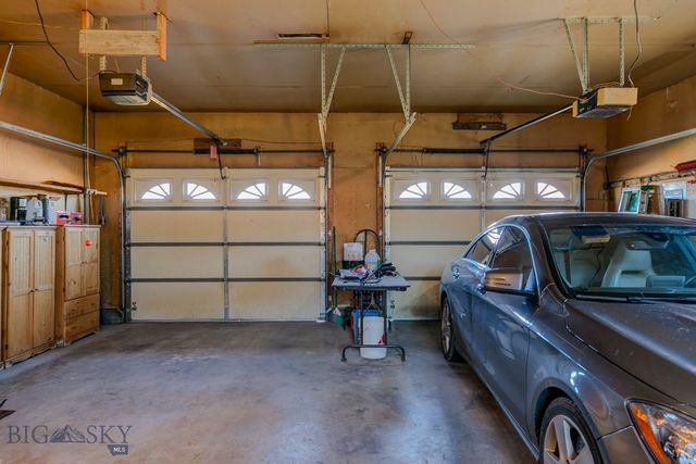 2702 E River Road, Livingston, MT 59047