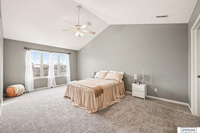 7822 S 97th Circle, La Vista, NE 68128