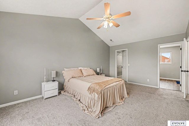 7822 S 97th Circle, La Vista, NE 68128