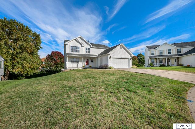 7822 S 97th Circle, La Vista, NE 68128