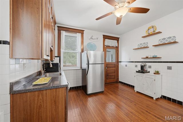 5229 Lisette Avenue, St Louis, MO 63109