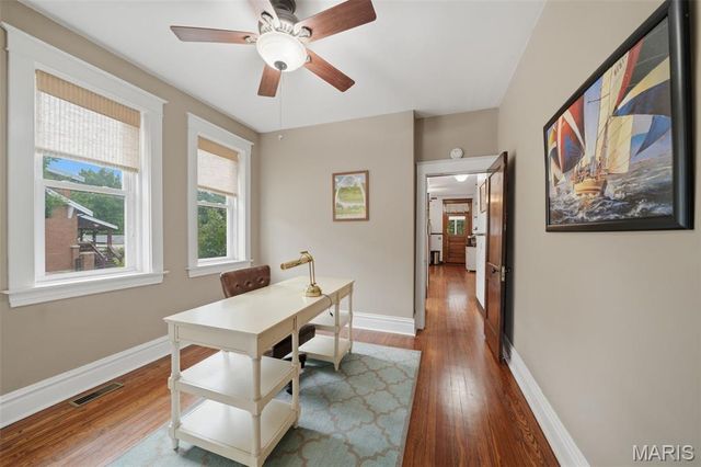 5229 Lisette Avenue, St Louis, MO 63109